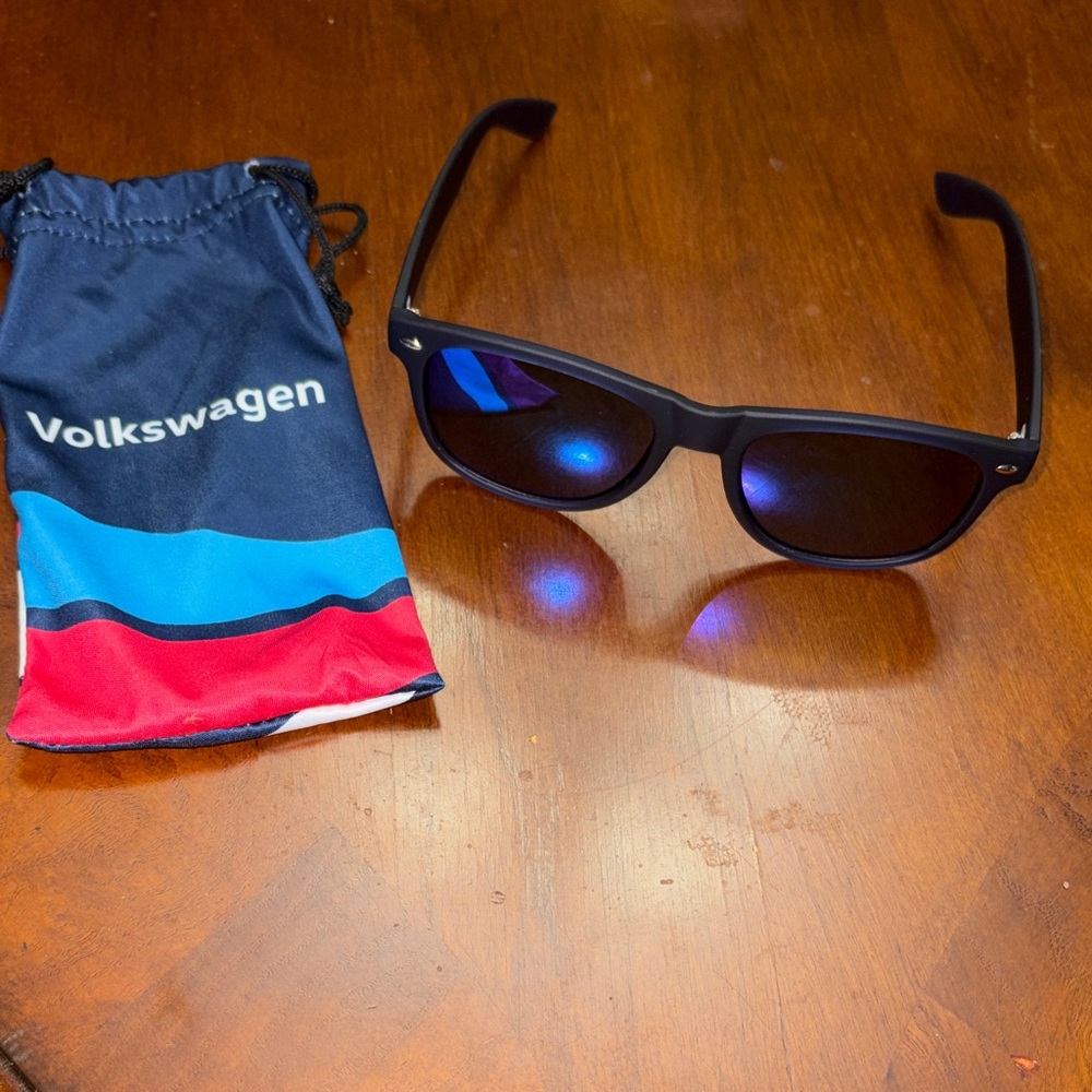 Volkswagen Kids Sunglasses - Black